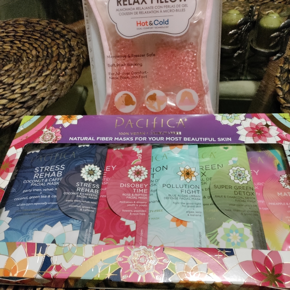 Pacifica face masks and Spa solutions gel bead relax pillow